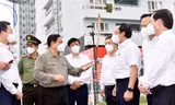 Thủ tướng trao đổi với Bí thư Thành ủy TPHCM Nguyễn Văn Nên và các lãnh đạo TPHCM về tăng cường các biện pháp phòng chống dịch tại TPHCM