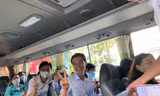 Hàng ngàn giảng viên 'tay xách, nách mang' đi làm nhiệm vụ thi tốt nghiệp THPT