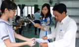 TPHCM dùng xe ưu tiên để giao đề thi THPT Quốc gia