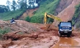 Điểm sạt lở gây tắc đường Hồ Chí Minh từ TT-Huế đi Quảng Nam thông tuyến trở lại