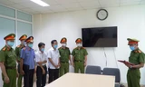 Đọc lệnh khởi tố các cựu cán bộ, nhân viên Ban Quản lý Dự án Đầu tư Xây dựng và Trung tâm Phát triển Quỹ đất TP Huế