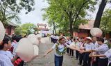 Huế tưng bừng chào đón nhà vô địch Đường lên đỉnh Olympia lần thứ 24 Võ Quang Phú Đức
