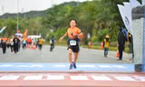 Lần đầu dự Tiền Phong Marathon, 'runner U50' đặt mục tiêu lập kỷ lục cá nhân