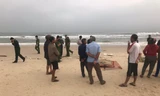 Phát hiện thi thể ngư dân dạt vào bờ biển