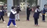 Học sinh sáng tạo điệu nhảy 'rửa tay đúng cách' tuyên truyền chống Covid-19