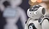 Khách sạn Trung Quốc sử dụng robot phục vụ vì virus corona