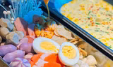 Vi vu Đà Lạt mờ sương cuối tuần này, ăn lẩu gà hay Tokbokki, bên nào mau ấm bụng?