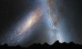 Dự đoán về vụ va chạm 'thảm khốc' giữa Dải Ngân hà và thiên hà Andromeda