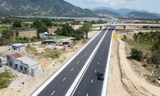 Cao tốc Nha Trang - Cam Lâm xin 'về đích' sớm 3 tháng