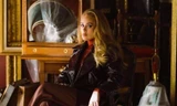 Tiết lộ bí quyết quay MV ăn khách của Adele: Ngồi hát giữa nhiều loại ghế, đi bộ qua cầu