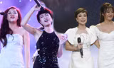 Uyên Linh bồi hồi hội ngộ cùng một sân khấu với Văn Mai Hương sau 11 năm "Vietnam Idol"