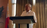 Ngoại trưởng Philippines Albert del Rosario.