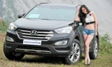 Mỹ nhân Việt lả lơi bên Hyundai SantaFe 2015