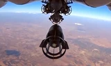 Chiến đấu cơ Su-24M của Nga thả bom trong một đợt không kích Nhà nước Hồi giáo ở Syria.