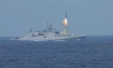Ấn Độ phóng siêu thanh chống hạm BrahMos từ tàu nội địa