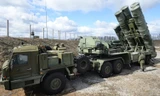 Nga tăng cường siêu tên lửa S-400 cho quân khu miền Tây
