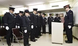 Nhân viên nhà ga Kasumigaseki dành 1 phút mặc niệm các nạn nhân thiệt mạng trong vụ tấn công khí độc sarin
