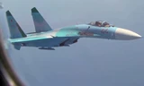 Xem ‘xe tăng bay’ Su-34 cận chiến tiêm kích Su-27