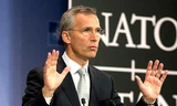 Tổng thư ký NATO Jens Stoltenberg khẳng định sẵn sàng đưa quân đến Thổ Nhĩ Kỳ. Ảnh: AP