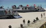 Tổng thư ký NATO khẳng định, "Trident Juncture 2015" là lời cảnh báo đối với nước Nga. Ảnh: AP