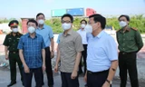 Phó Thủ tướng Vũ Đức Đam kiểm tra chống dịch tại tỉnh Bắc Giang, sáng 26/5