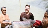 Đàn 'thủy quái' báu vật, mỗi con nặng hơn 100kg chưa từng thấy ở Việt Nam