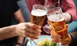 Thường xuyên uống rượu bia, những người này dễ bị bệnh xơ gan ‘ghé thăm’ 