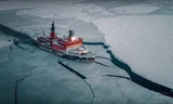 Tàu phá băng hạt nhân Nga chinh phục Bắc Cực