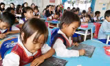 Đề xuất dạy tiếng Việt cho trẻ em dân tộc thiểu số trước khi vào lớp Một