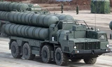 Hệ thống tên lửa phòng không S-400. Ảnh: Tass