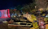 Tai nạn liên hoàn giữa xe khách và 3 xe máy, 3 người tử vong 