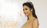 Á hậu Hoàng Thùy nói gì khi em gái trượt top 60 Hoa hậu hoàn vũ