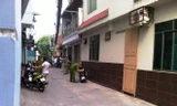 Xông vào nhà cắt cổ người yêu rồi tự sát