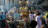 Vụ đánh bom xảy ra ở đền thờ Erawan khiến 20 người thiệt mạng