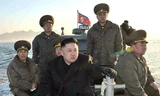 Lãnh đạo Triều Tiên Kim Jong Un đi thị sát một đơn vị pháo binh