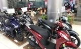Xe gắn máy, xe máy điện 'trầm ngâm' đón Tết