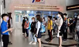 Nhiều trường cho sinh viên đi học trở lại