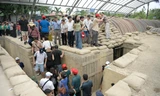 Điện Biên Phủ rực rỡ cờ hoa, đón hàng nghìn khách tham quan các di tích lịch sử