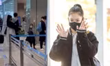 Được fan săn đón nhưng Jennie (BLACKPINK) lại bị một nhân vật đặc biệt ngó lơ tại sân bay