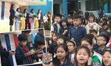 Tween Tiểu học Đoàn Thị Điểm tri ân đội ngũ y tế trường, trổ tài giải Rubik thần tốc