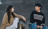 Love Next Door: Kể chuyện cũ "hài nhạt" hay cái chạm chữa lành tổn thương "đi trốn"