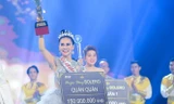 Mỹ Ngọc khi đăng quang 'Duyên dáng Bolero 2018' tối 2/7.