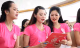 Thí sinh Hoa hậu Việt Nam ngân nga điệu hò ví dặm