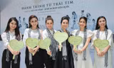 Á hậu Hoàng My bất ngờ tái xuất, hội ngộ dàn Hoa - Á hậu ở Sài Gòn