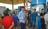 Trạm thu phí BOT Sóc Trăng lại 'dậy sóng' lúc sáng sớm