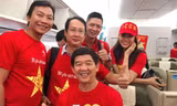 Á hậu Lệ Hằng, MC Bình Minh và dàn sao sang Malaysia cổ vũ Việt Nam