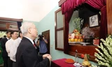 Tổng Bí thư dâng hương tưởng niệm Chủ tịch Hồ Chí Minh dịp Quốc khánh