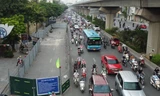 Ùn tắc trên đường Nguyễn Trãi đoạn qua công trường thi công sáng 12/6
