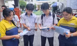 Thí sinh tại TPHCM tham dự kỳ thi tốt nghiệp THPT 2024. Ảnh: Nguyễn Dũng