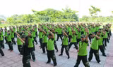 Học sinh tham gia khóa học “Học kỳ quân đội” của Trung tâm Thanh thiếu niên miền Nam
